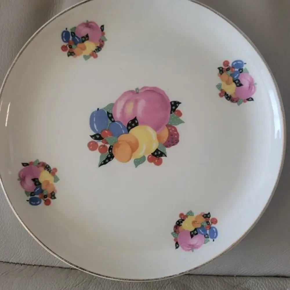 Vintage 30s Country Gentleman by Cavitt Shaw WS George Salad Plates Set of 3‎
